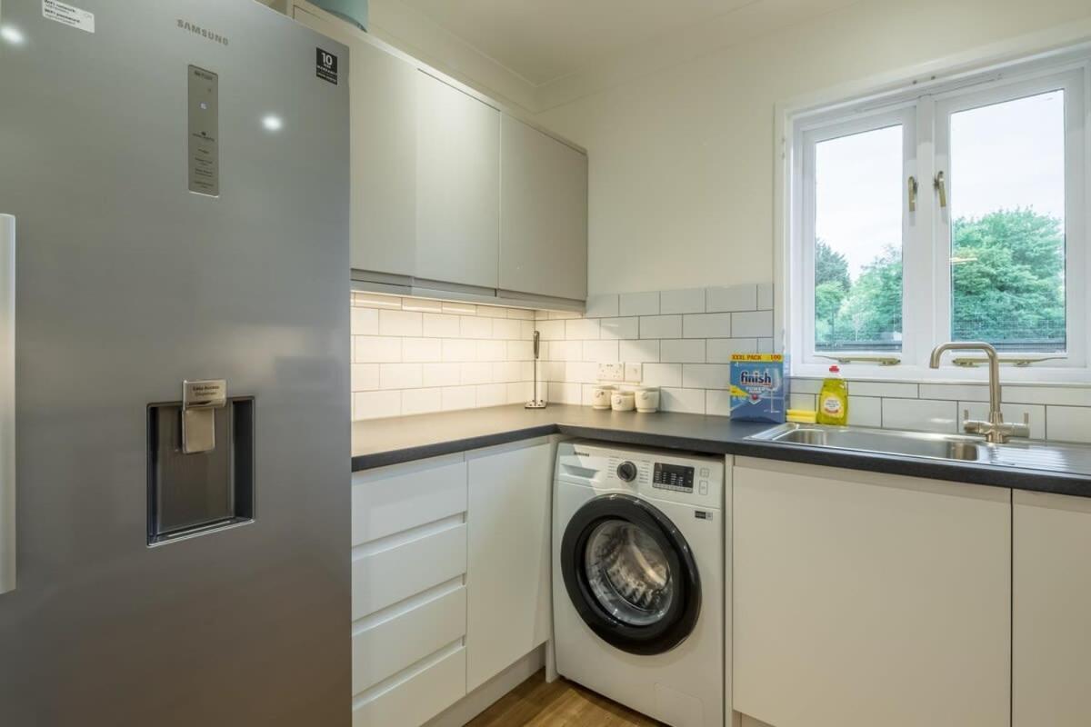 Lovely 1 Bed Apartment With Free Parking & Garden Cambridge  Exterior photo