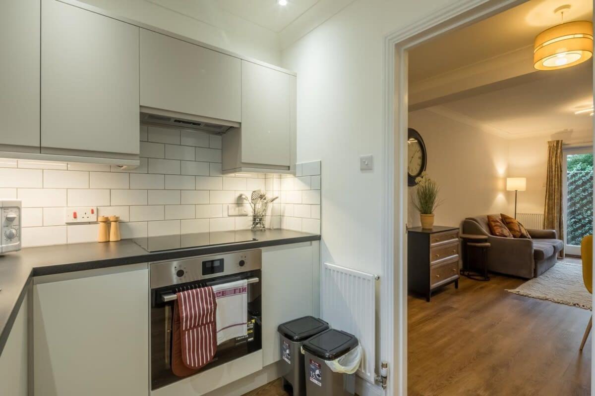 Lovely 1 Bed Apartment With Free Parking & Garden Cambridge  Exterior photo